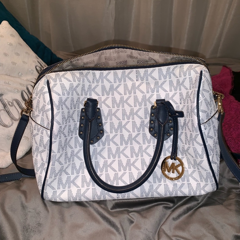 Micheal Kors Logo Bag
